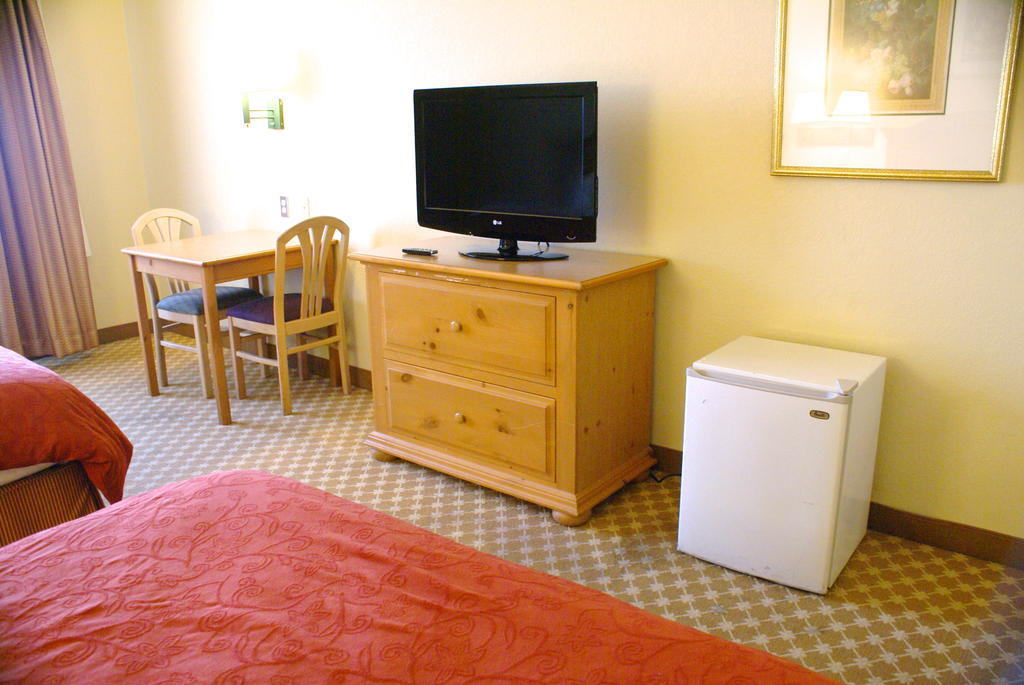 Lexington Inn & Suites Columbus-Polaris Εξωτερικό φωτογραφία